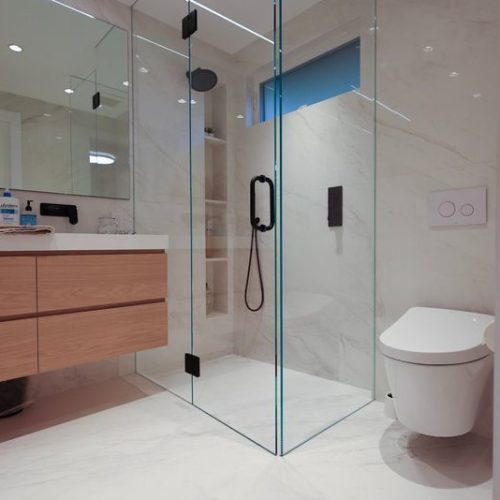 6599af07a0ec2e337d00e509 bathroom